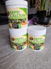 2 1/2 tubs x reptile calcium with d3
