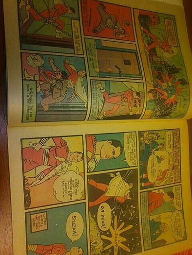For sale famous 1st edition. Of whiz comics