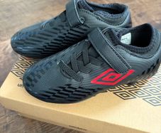 Umbro Kids Raposa FG Football Boots UK11
