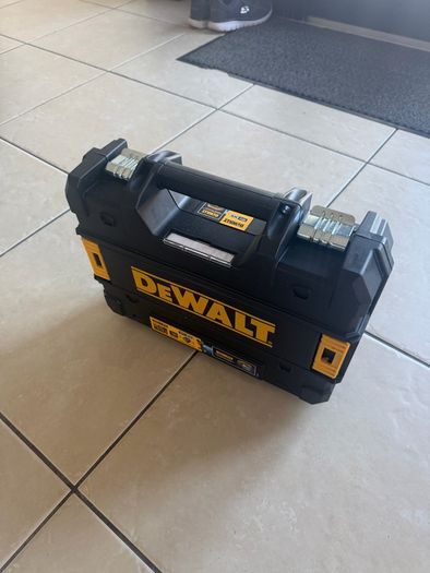 Dewalt Drill box