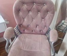 swivel chair