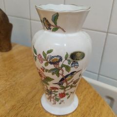 6" Pembroke Edwardian Flower Vase (Gold Trim) by AYNSLEY Fine Bone china in Excellent condition