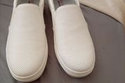 ladies Skechers runners