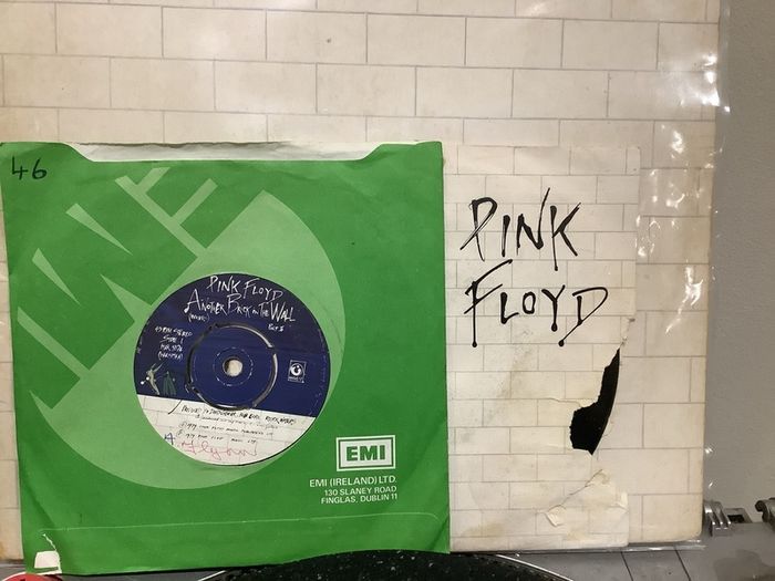 The Wall 1979 edition of the LPVinyl