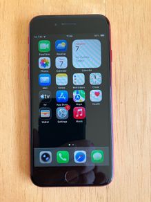 256GB gorgeous red iPhone SE 2 (unlocked) with original box and new charging cable.