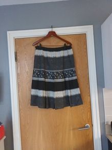 C&C Skirt.  New - No Tag.   S. 14.