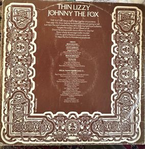 Irish 1976 release Johnny the fox by Thin Lizzy. Vinyl and inner sleeve in vg condition. Out sleeve is missing hence the reduced price