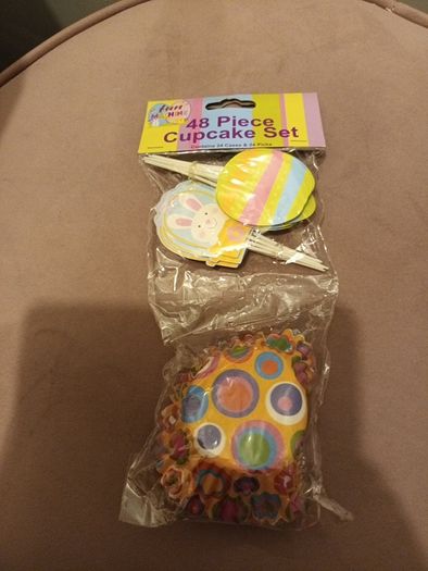 48 piece cupcake set