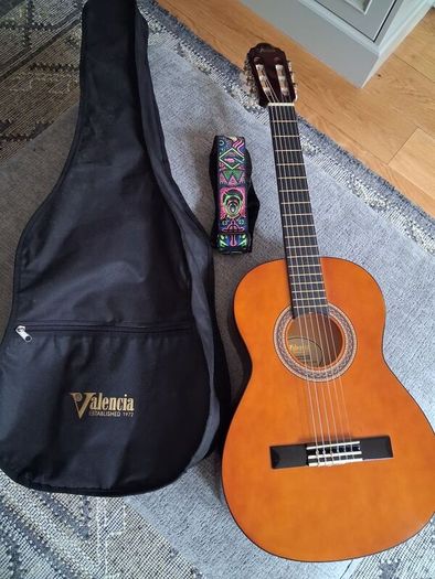 Valencia guitar