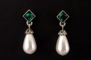 Vintage Style Emerald Stone Pearl Silver Earrings