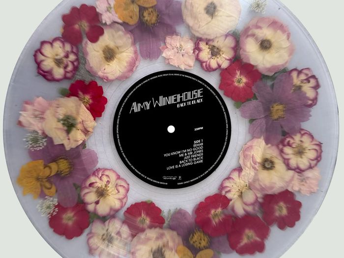 Amy Winehouse - Back To Black flower-filled vinyl LP