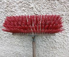 Heavy Duty Yard Brush with Clamp