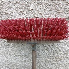Heavy Duty Yard Brush with Clamp