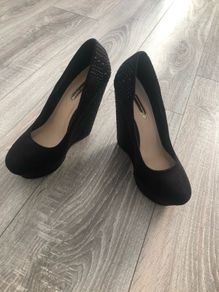 Dorothy Perkins wages