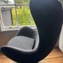 Arne Jacobsen style egg chair Image 2