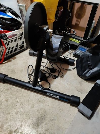 wahoo kickr core