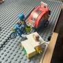 Lego Table with 8kg of lego Image 8