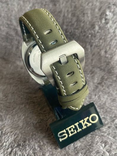 Retro SEIKO Automatic Day/Date Batman case