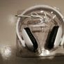 Folding Stereo Headphones Image 2
