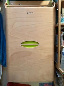 Babies - Wall mounted and foldable changing table Wesco