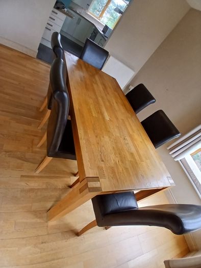 table and chairs
