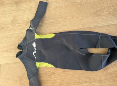 wetsuit size 4
