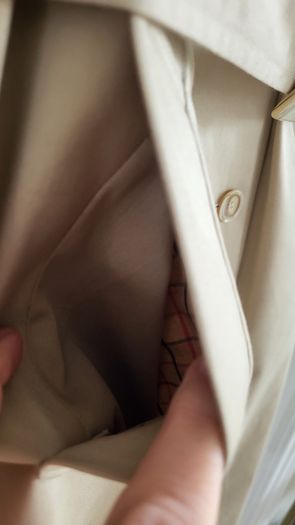 Vintage 1970's Dannimac trench coat Sz Fit 12 UK - See similar BURBERRY trench for 850 euro on Pre-Loved website