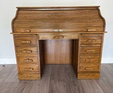 Solid Oak Roll-Top Bureau / Writing Desk