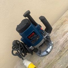 Ryobi Industrial 110V plunge router,