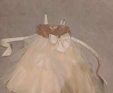 Girls  gold dress age 7