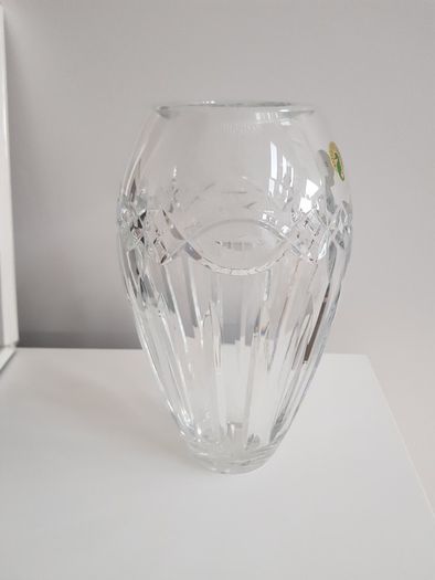 Waterford Crystal Dolmen 9" Vase Celtic Trinity Knot