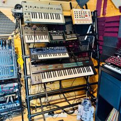 Jaspers 6-tier keyboard/synth rack expanded to 13/14