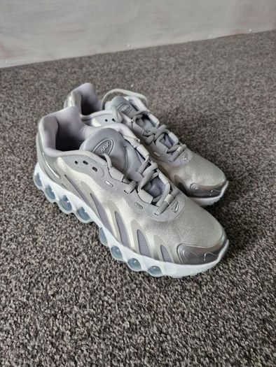 nike dn,s