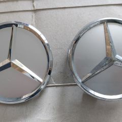 2 x Mercedes Centre Caps (75mm) Multiple items can be added for delivery