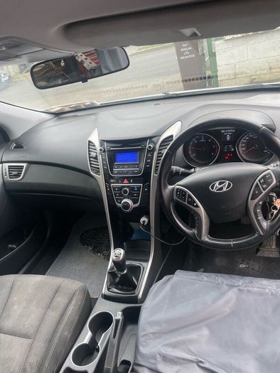 152 Hyundai i30 commercial