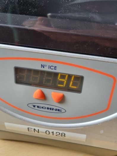 Techne FNOICE No ICE Electronic Ice Bucket and Beads