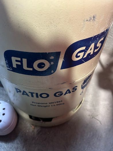 Gas bottle
