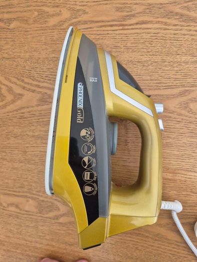 clothes iron