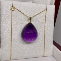 Gold pendant with Amethyst