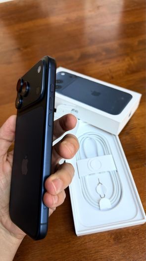 iPhone 17 pro max 256gb - Excellent