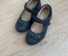 shoes school