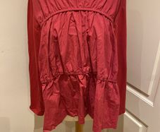 Carolyn Donnelly size 16 cotton top with lovely detail