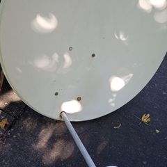 Satelite Dish 85cm and 3 converters