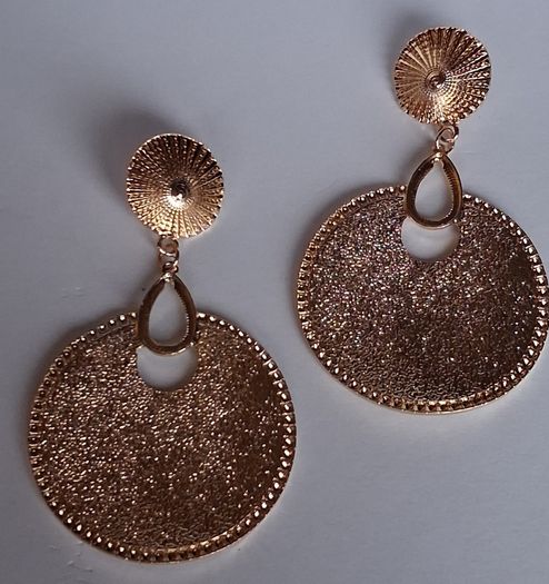 Gold Sunburst Hammered Round Disc Drop Earrings