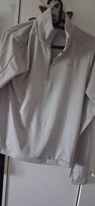 Nike top size small