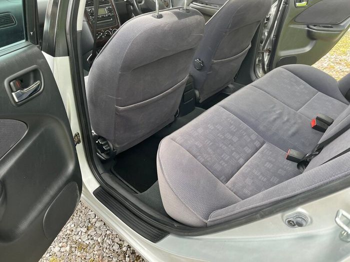 Toyota Avensis 2001