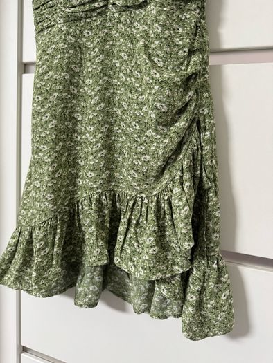 BNWT Stradivarius Green Floral Dress Size S