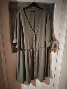 Newlook curves, khaki green smock dress.