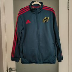 Retro Munster Rugby 2011/12 sweatshirt