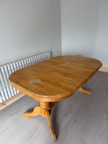 Solid wood extendable dining table